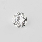 Diamante natural, talla brillante, color G, pureza VVS2, de peso  1.11 cts ,