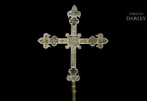 Cruz procesional de plata, sobre alma de madera, S.XVII