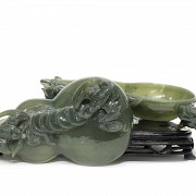Gourd-shaped brush cleaner in green jade, 20th century