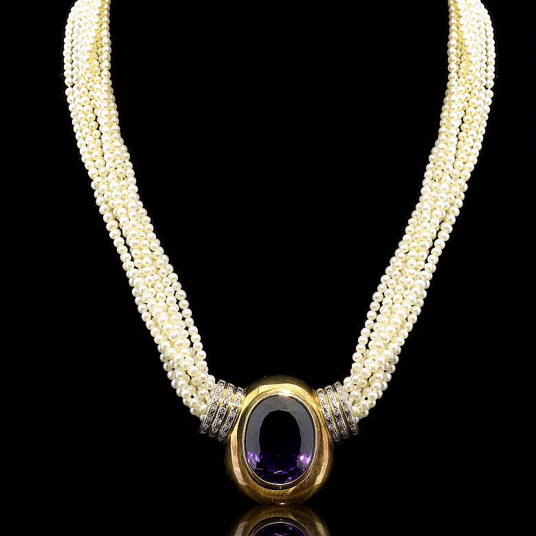 Pearl necklace, 18k yellow gold and an amethyst - 1