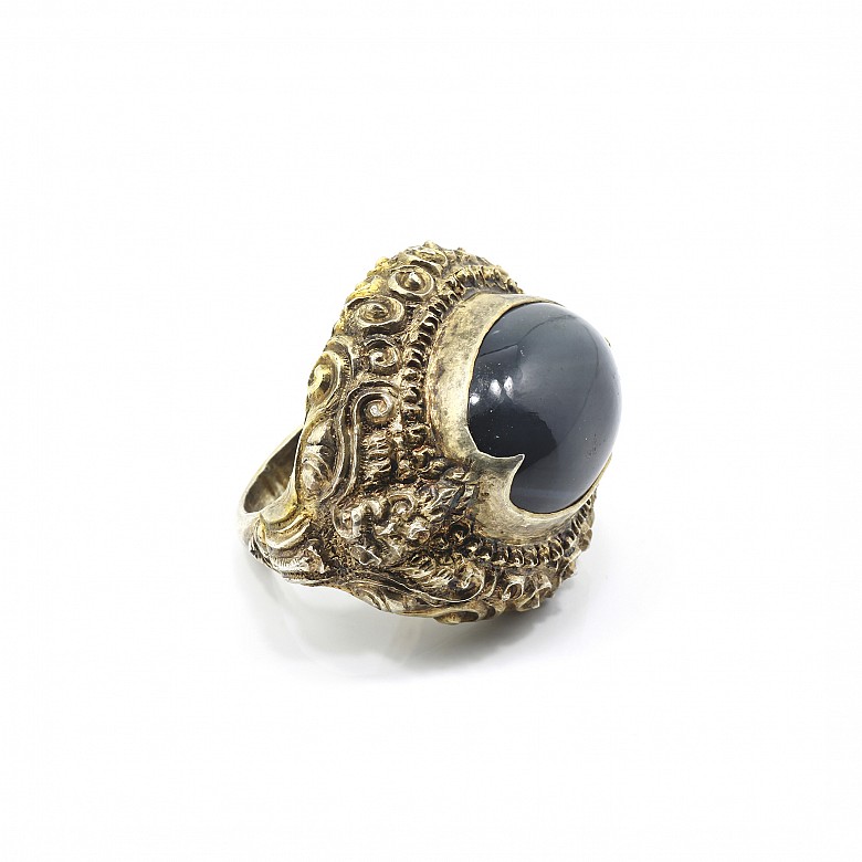 A large silver-gilt ring, with an agate set
