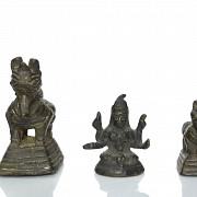 Lot of seven small bronze figures, 19th - 20th century - 4