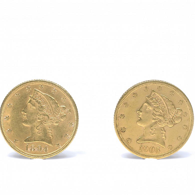 Dos monedas de 5 dólares de oro 900 milésimas