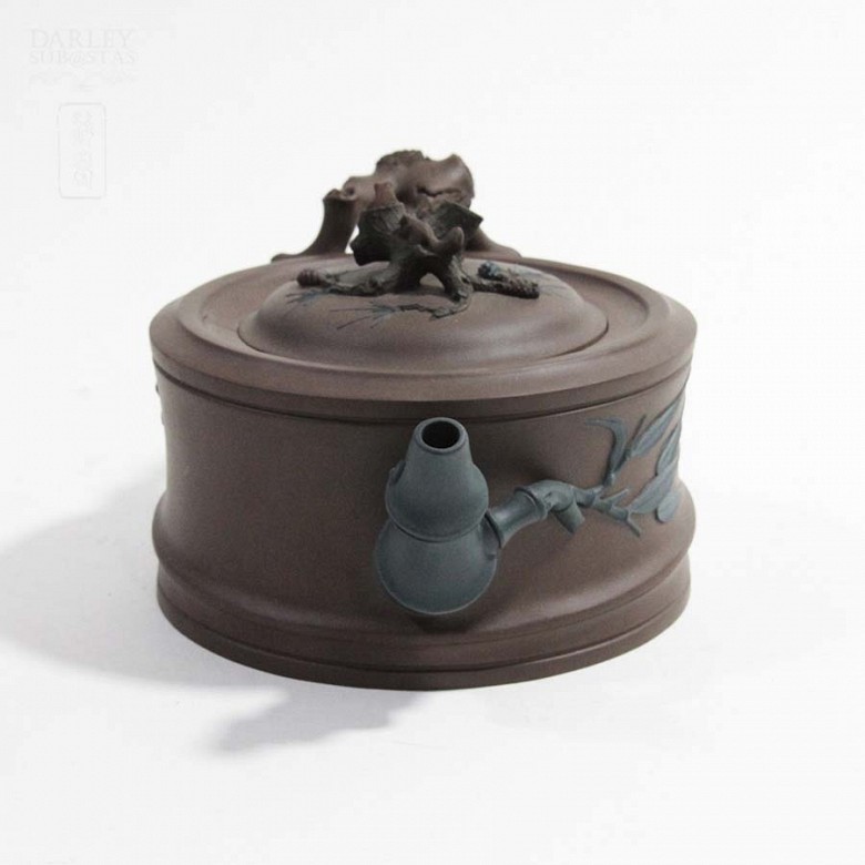 Chinese clay teapot - 10