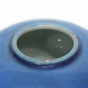 Blue glazed porcelain bowl, Yongzheng mark