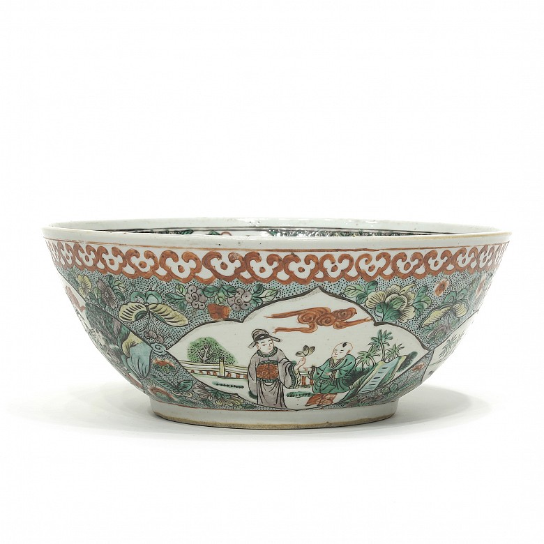 Cuenco de porcelana esmaltada con dragón, s.XIX - XX