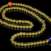 One hundred and ten bead 'Liúlí' necklace, Qing dynasty