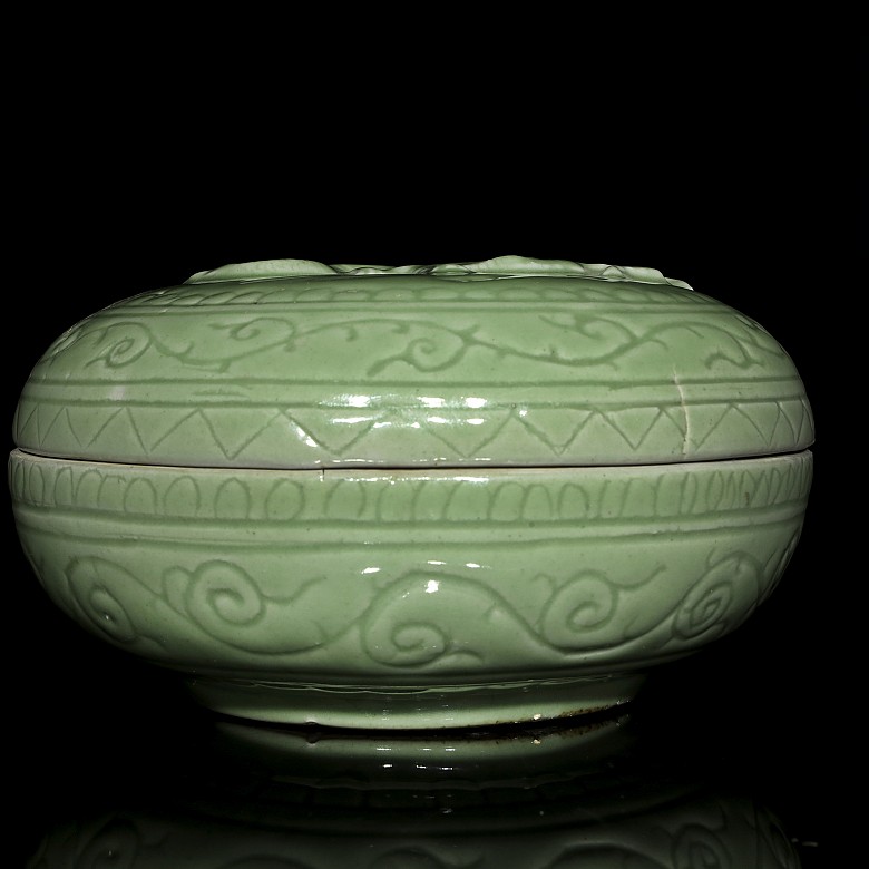 Caja circular de cerámica vidriada, S.XX