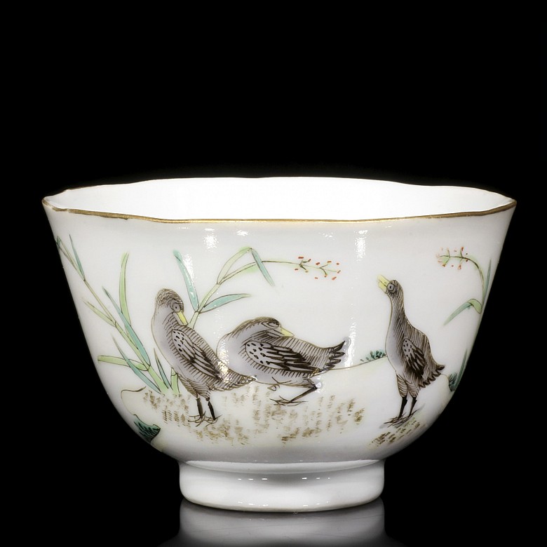 Small porcelain bowl with ducks, 20th century