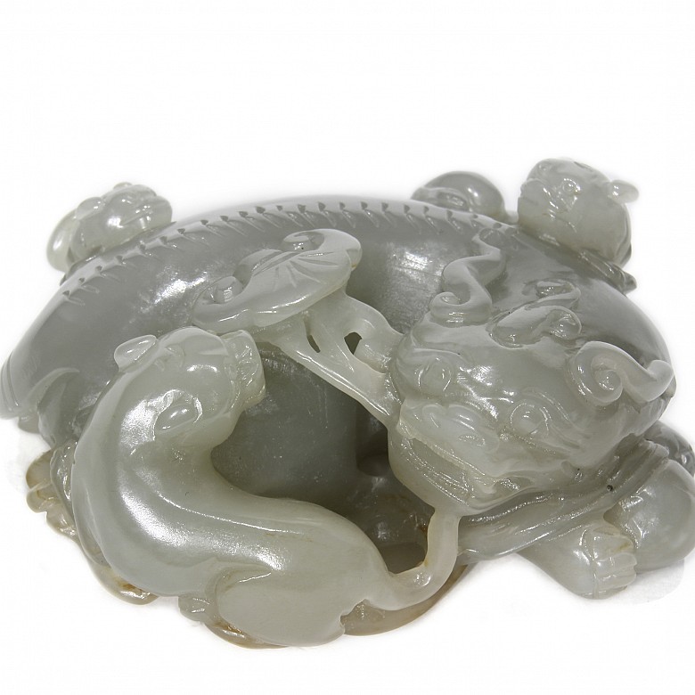 Carved jade figurine, Qing dynasty.