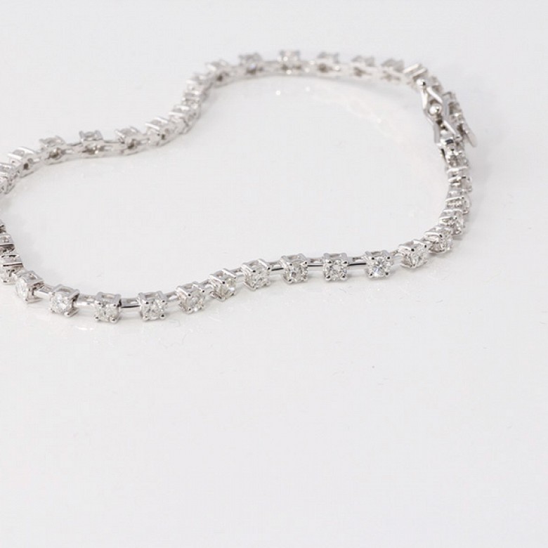 Bracelet in 18k white gold diamonds. - 3