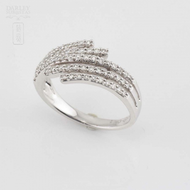 Bonito anillo en oro 18k y diamantes - 4