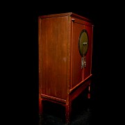 Chinese cupboard lacquered in red, 20th century - 1