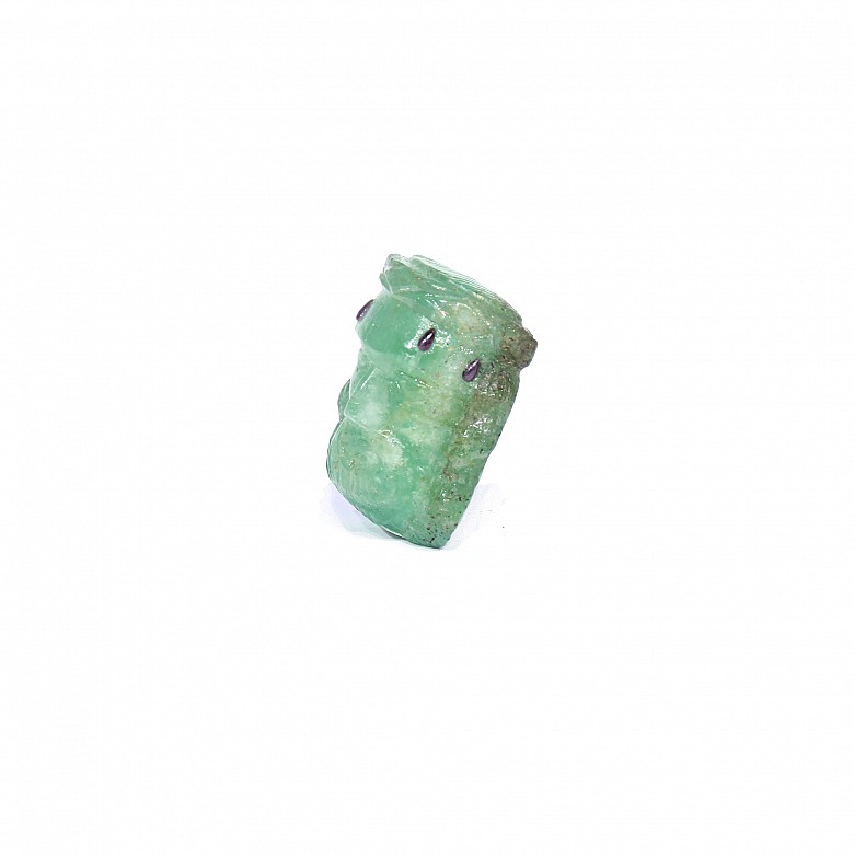 Head of Christ carved emerald