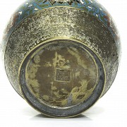 Cuenco de bronce con una cenefa esmaltada, S.XX
