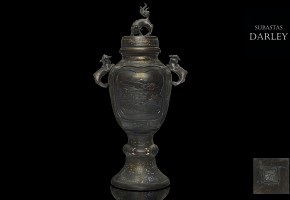 Enameled bronze vase, Asia, 19th - 20th century