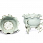 Pair of two enameled Chinese ceramic mugs, China, 20th century