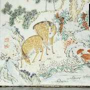 Placa de porcelana con ciervos y grullas, S.XX - 3