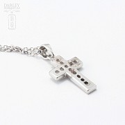 Cross necklace with zircons in silver and rhodium - 3