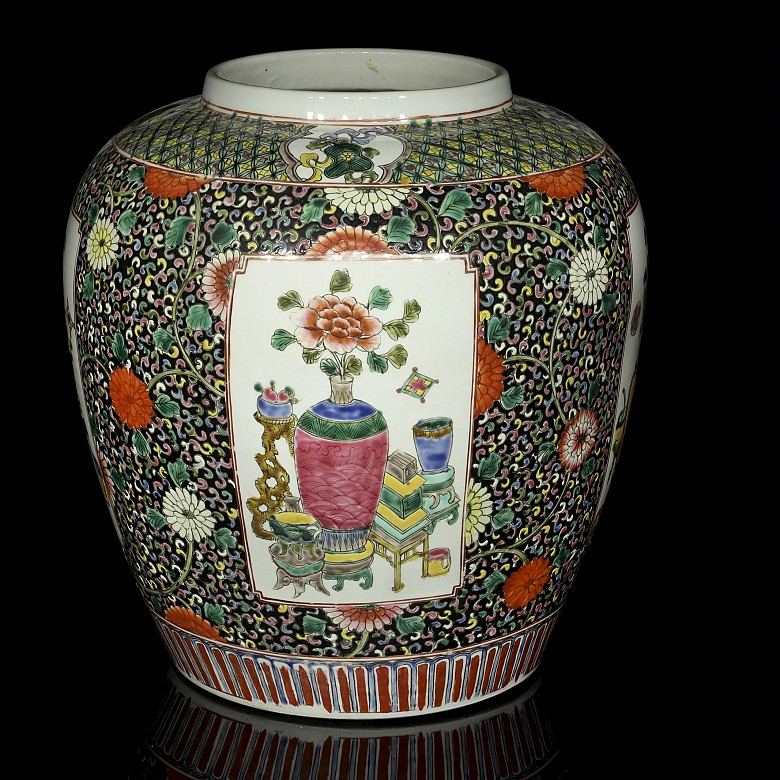 Porcelain enamelled vase, 20th century - 3