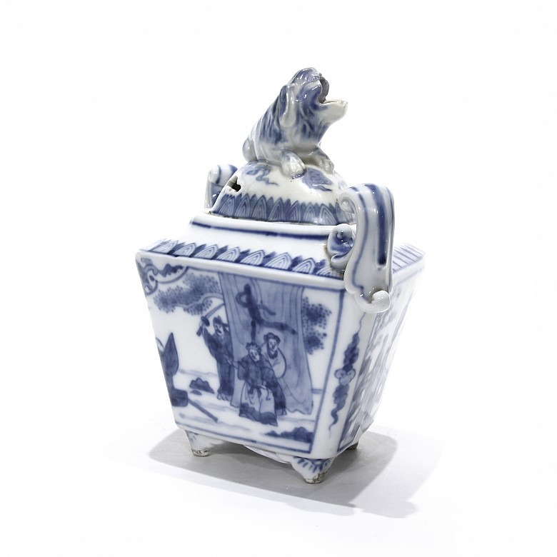 Chinese porcelain tureen, 20th century