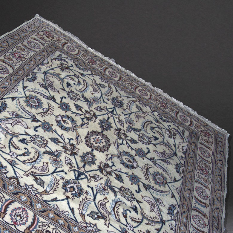 Nain Persian rug. - 1