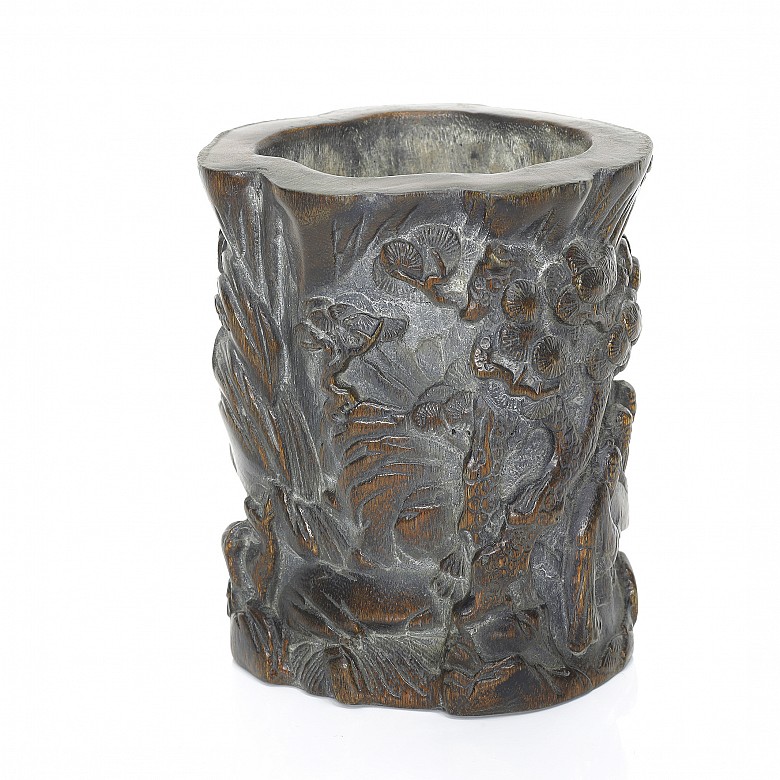 Carved bamboo brush pot, Qing dynasty