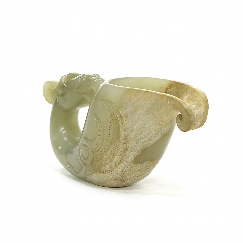 Carved jade cup, Qing dynasty. - 4