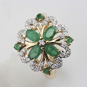 Fantástico anillo Esmeraldas y Diamantes - 3