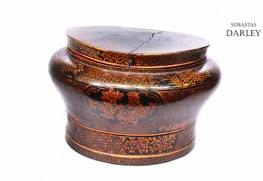Large lacquered wooden Chinese box with metal base.