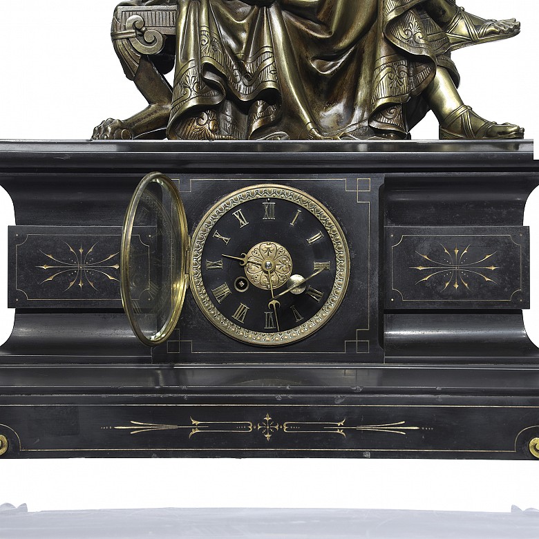 Théodore Doriot (S.XIX) Gran reloj francés con guarnición. - 9