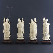 Cuatro Dioses de Marfil - 2