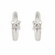 Pair of earrings in 18k white gold and diamonds