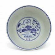 Bowl with foot, blue and white, Yuan style - 4