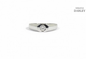 Beautiful diamond solitaire with 0.19cts