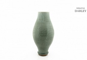 Chinese vase with carved decoration, Yuan style.