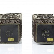 Pareja de pequeños jarrones chinos, laca, S.XIX - XX