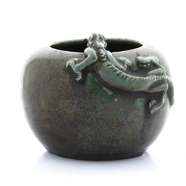 Ceramic inkwell with a lizard, 20th century