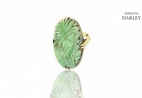 Anillo de oro 14 k y jade tallado