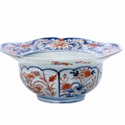 Japanese spittoon, Imari porcelain, early 20th century