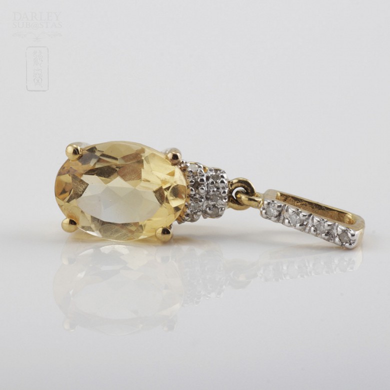 colgante en oro amarillo 18k con Citrino y Diamantes
