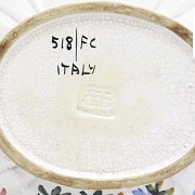 Cuenco con asas de porcelana italiana. s.XX - 3
