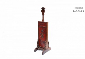 Lámpara de madera, China, s.XX
