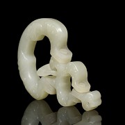 Jade amulet 'Carp', Qing Dynasty - 4