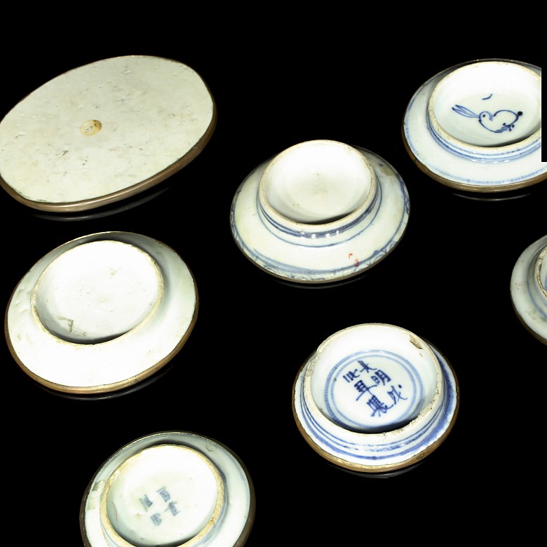 Set of nine pieces of porcelain, blue and white, Qing dynasty