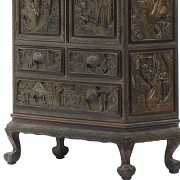 Low carved wooden cupboard, China, 19th century - 9