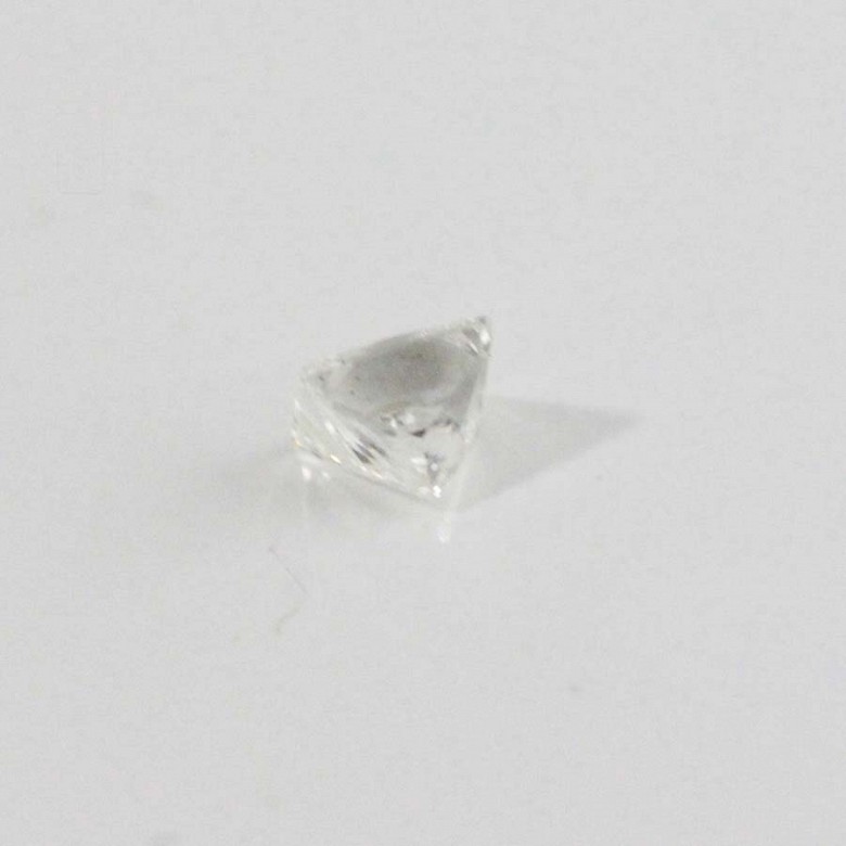 Natural diamond 0.22 cts in weight, in princess size. - 3