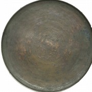 Large Indonesian copper tray, Talam. 19th - 20th centuries - 1
