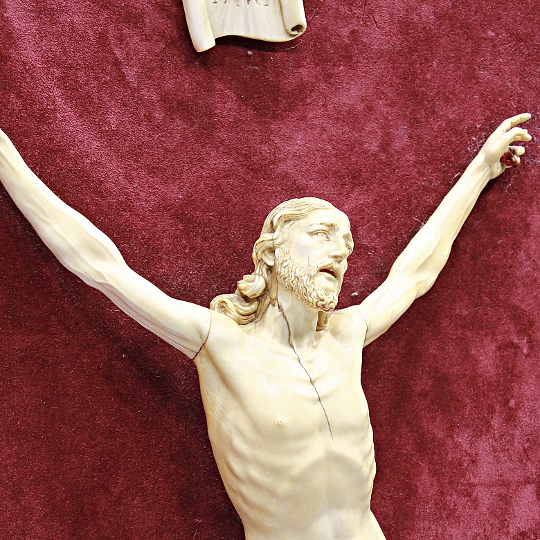 Cristo de marfil, s.XIX
