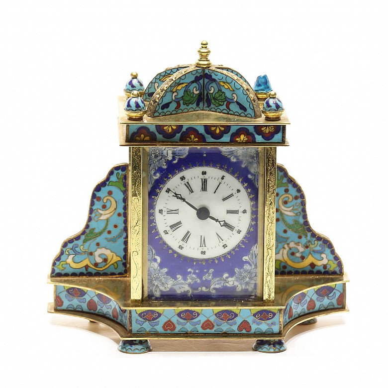 Reloj de sobremesa de bronce con esmalte cloisonné, s.XX